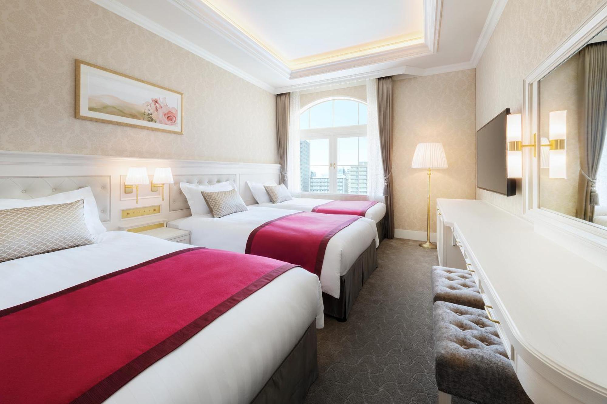 Takarazuka Hotel Buitenkant foto