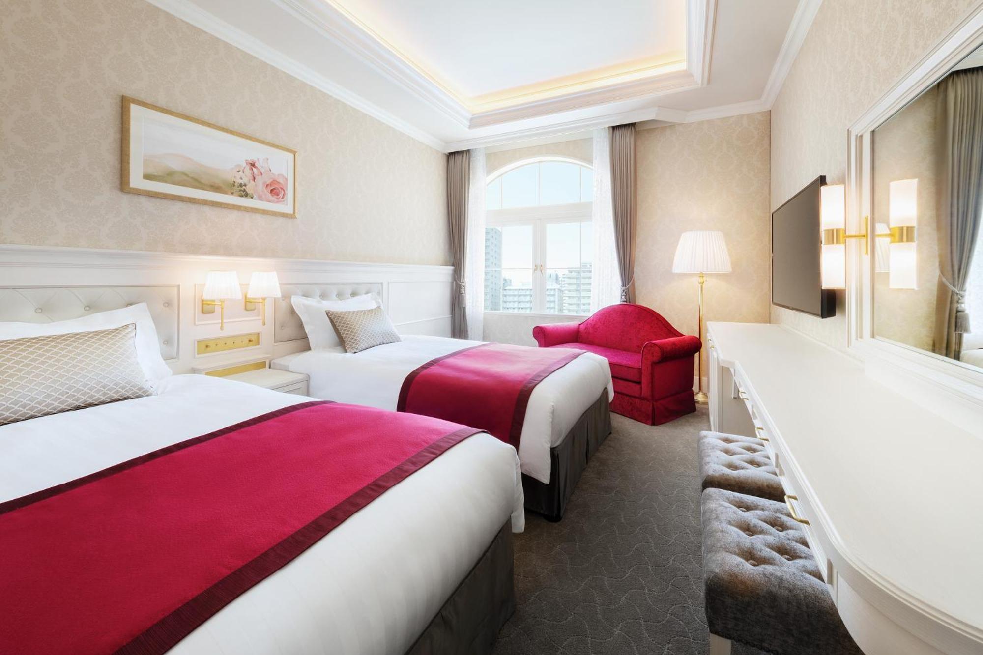 Takarazuka Hotel Buitenkant foto